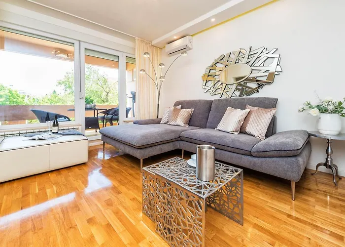 Apartament Marina Yacht *