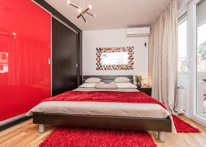 Marina Yacht Apartment *