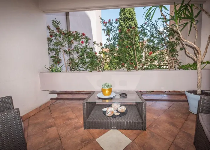 아파트 Marina Yacht *